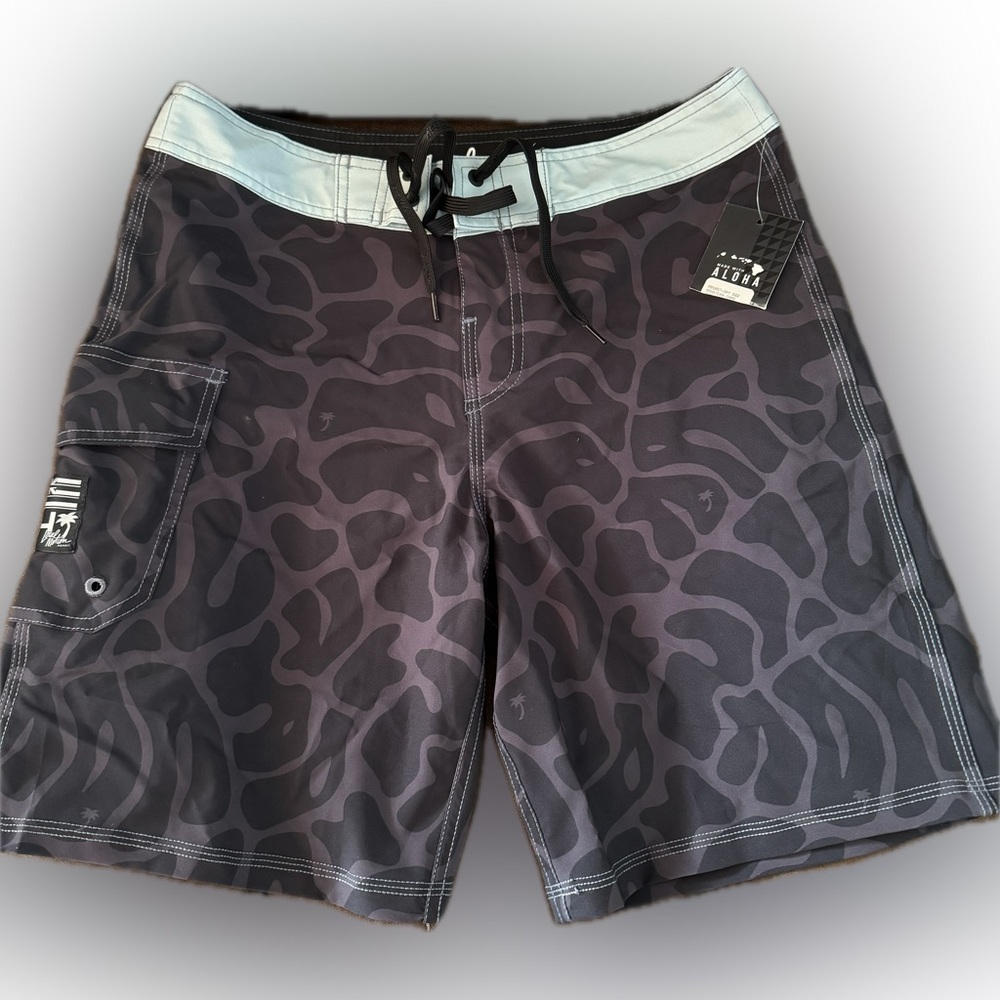 Men’s Size 30 Swim Trunks